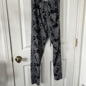Tribal Elephant Leggings